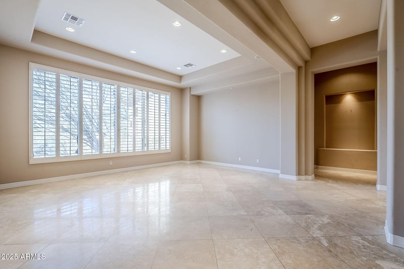 8037 E Thorntree Dr, Scottsdale, AZ 85266