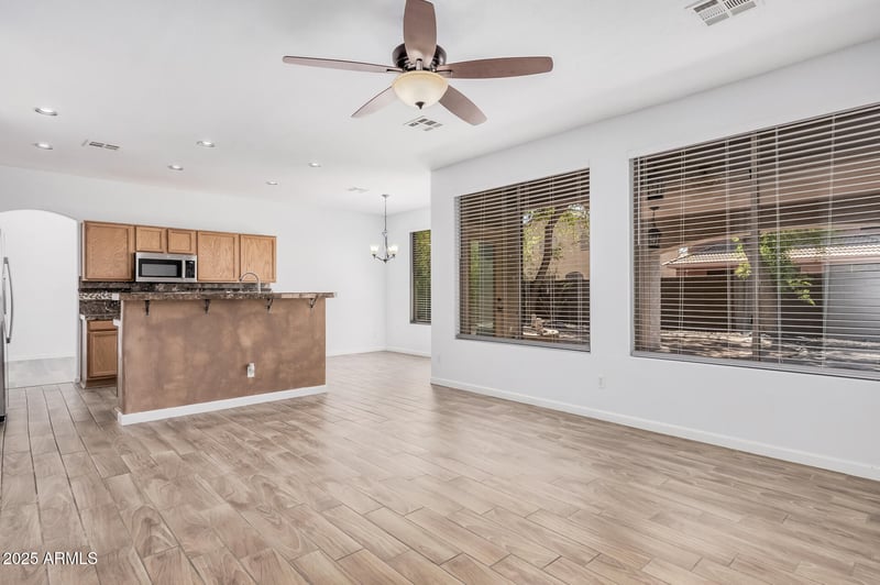 8037 Mohave St, Phoenix, AZ 85043