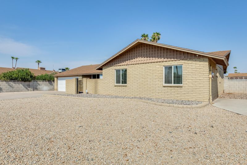 8037 N 45th Ave, Glendale, AZ 85302