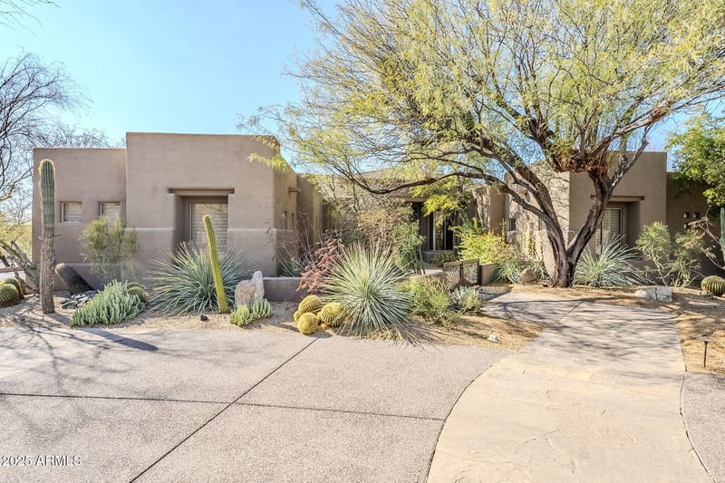 8037 Thorntree Dr, Scottsdale, AZ 85266