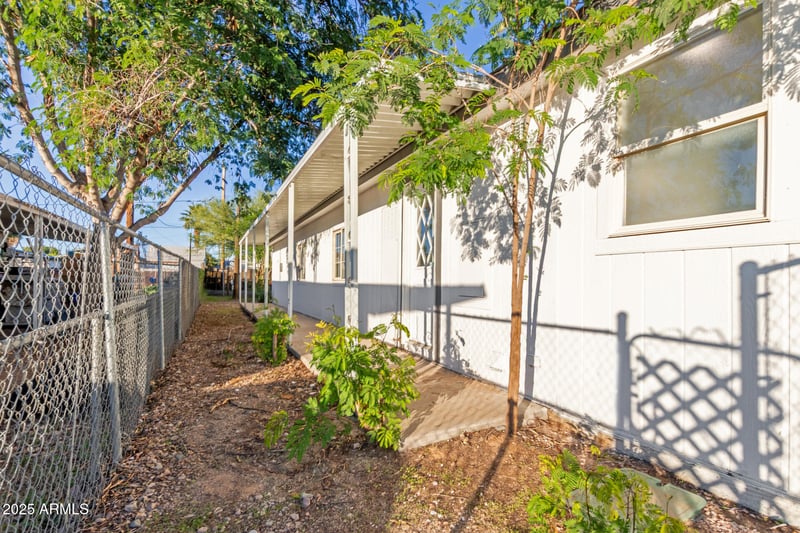 8038 6th Ave, Mesa, AZ 85208