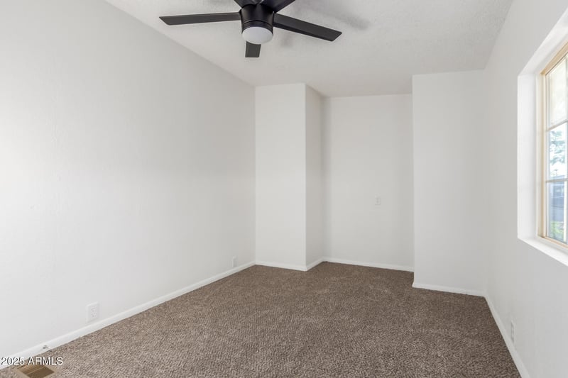 8038 6th Ave, Mesa, AZ 85208