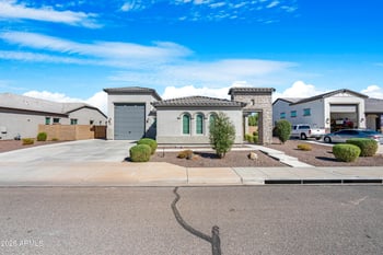 8039 N 171st Ln, Waddell, AZ 85355