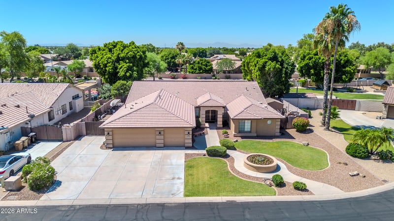 8039 Briden Ln, Peoria, AZ 85383
