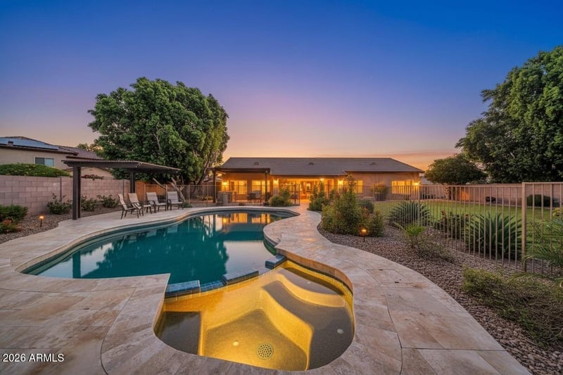 8039 Briden Ln, Peoria, AZ 85383