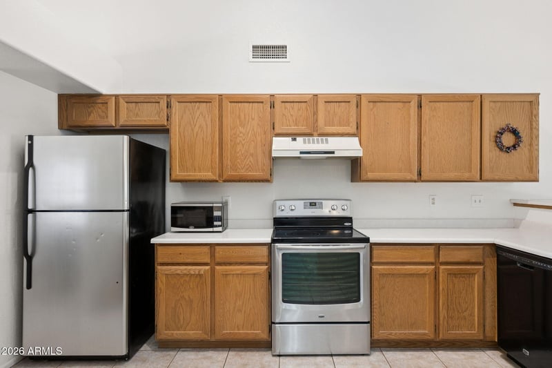 8039 Georgia Ave, Glendale, AZ 85303