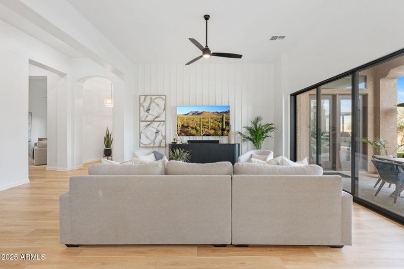 8040 E Laurel St, Mesa, AZ 85207