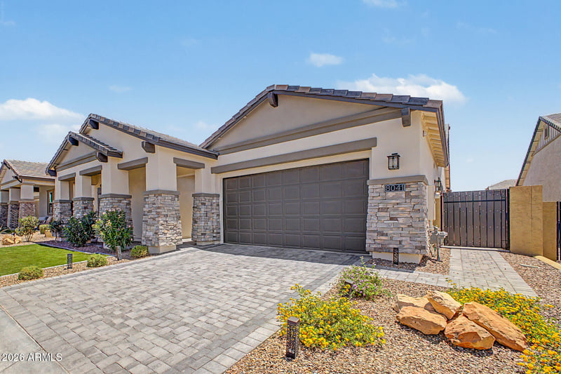 8041 Jacaranda St, Mesa, AZ 85207