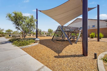 8041 Jacaranda St, Mesa, AZ 85207