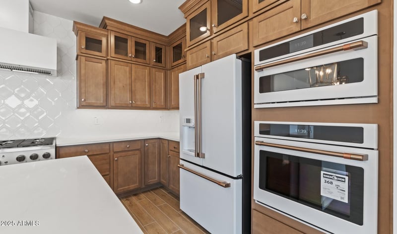 8041 Griswold Rd, Peoria, AZ 85345