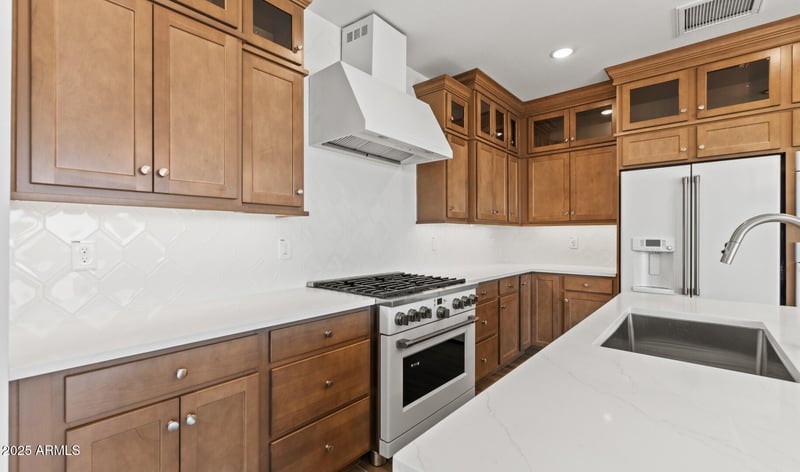 8041 Griswold Rd, Peoria, AZ 85345