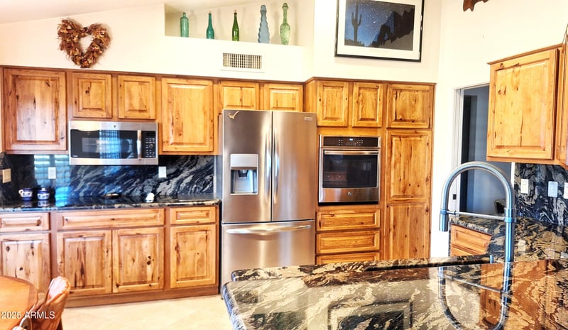 8041 Meseto Ave, Mesa, AZ 85209