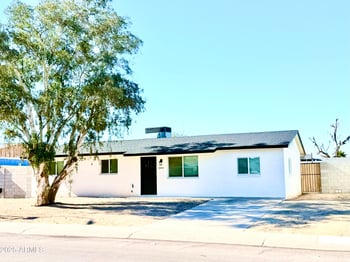 8042 25th St, Phoenix, AZ 85042
