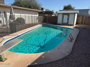 8042 28th Ave, Phoenix, AZ 85051