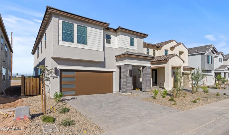 8042 Griswold Rd, Peoria, AZ 85345