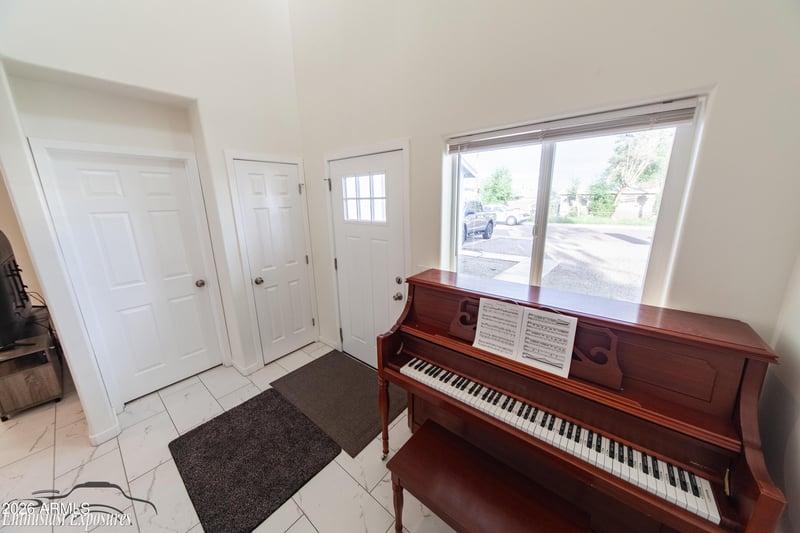 8042 Calle Moctezuma --, Guadalupe, AZ 85283