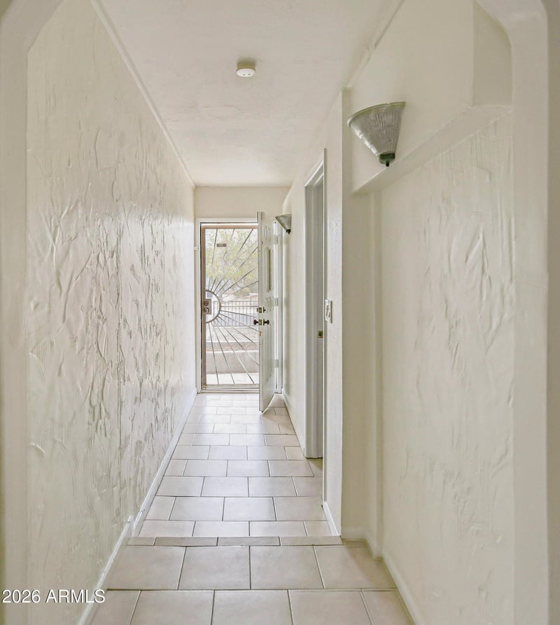 8042 W Elm St, Phoenix, AZ 85033