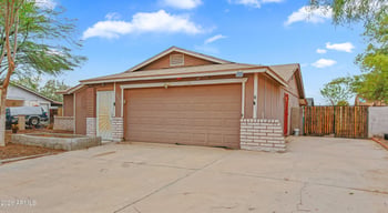 8042 W Elm St, Phoenix, AZ 85033