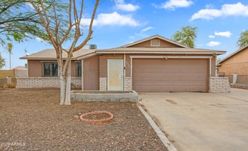 8042 Elm St, Phoenix, AZ 85033