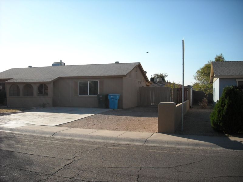 8043 W Minnezona Ave, Phoenix, AZ 85033