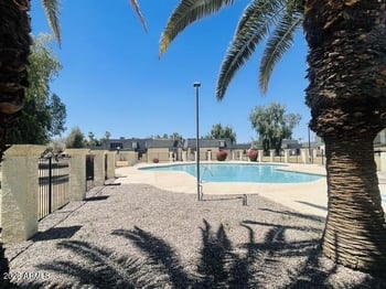 8044 32nd Ln, Phoenix, AZ 85051