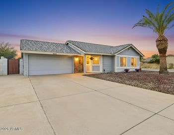 8045 Columbine Dr, Peoria, AZ 85381