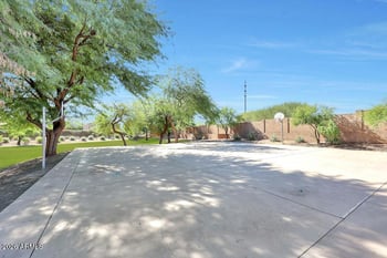 8045 Waltann Ln, Peoria, AZ 85382