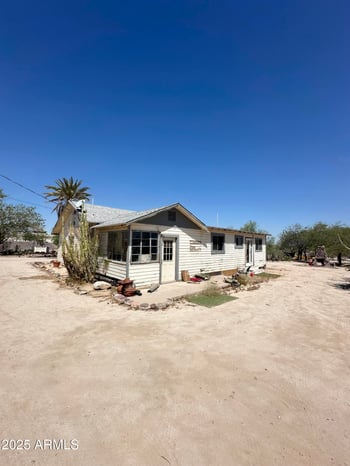 8047 2nd St, Phoenix, AZ 85042