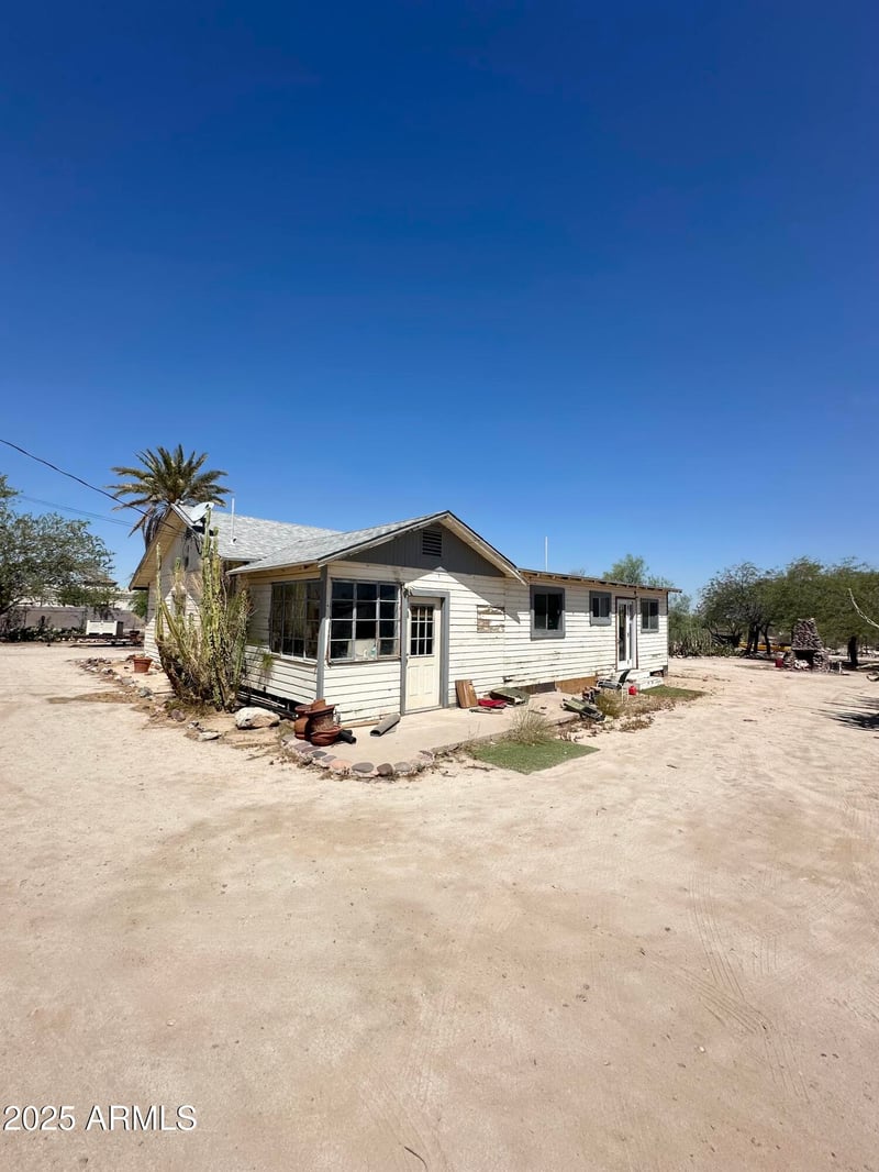 8047 2nd St, Phoenix, AZ 85042