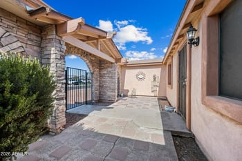 8047 Meadowbrook Ave, Phoenix, AZ 85033