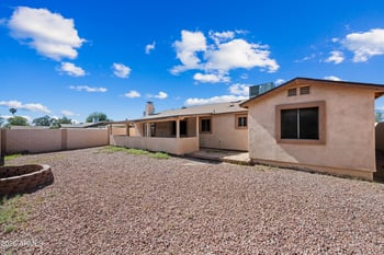 8047 Meadowbrook Ave, Phoenix, AZ 85033