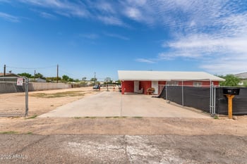 8048 55th Ave, Laveen, AZ 85339