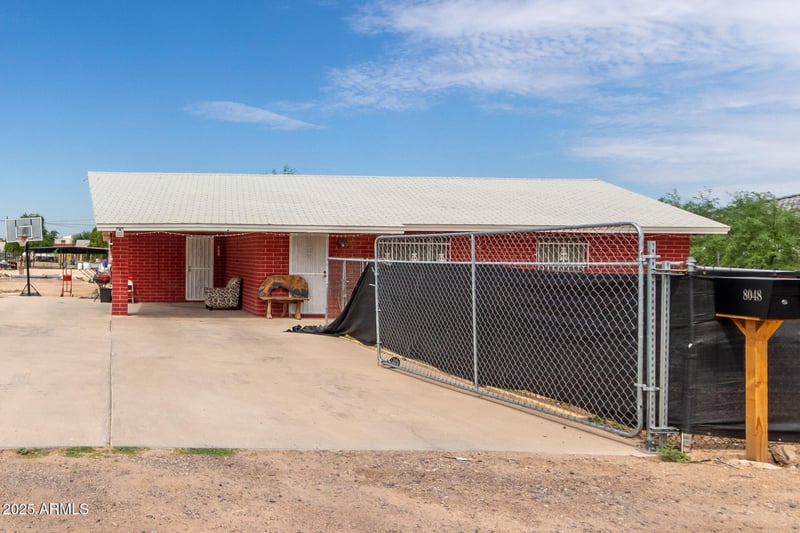 8048 55th Ave, Laveen, AZ 85339