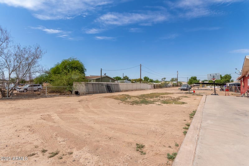 8048 55th Ave, Laveen, AZ 85339