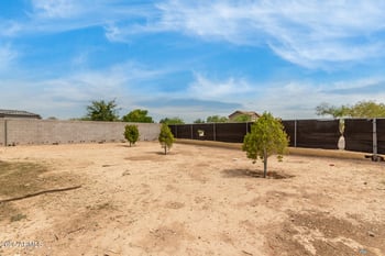 8048 55th Ave, Laveen, AZ 85339