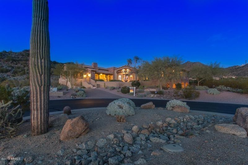 8048 E Copper Canyon Cir, Mesa, AZ 85207