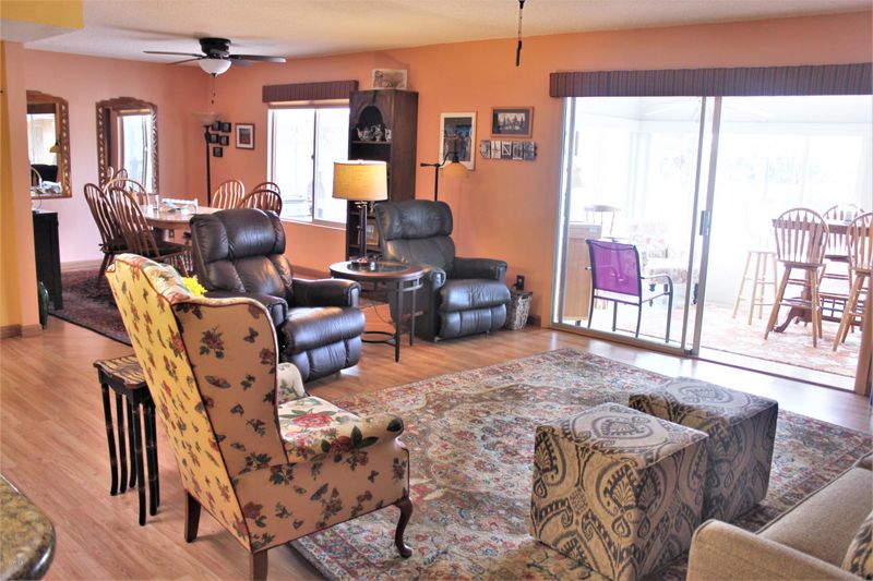 8048 E Flossmoor Ave, Mesa, AZ 85208