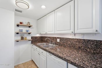 805 4th Ave #101, Phoenix, AZ 85003