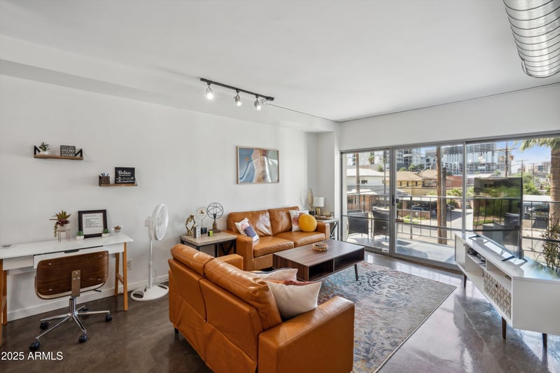 805 4th Ave #208, Phoenix, AZ 85003