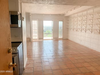 805 4th Ave #902, Phoenix, AZ 85003