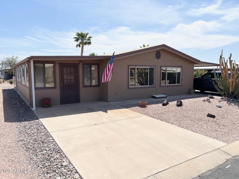 805 82nd Pl, Mesa, AZ 85208