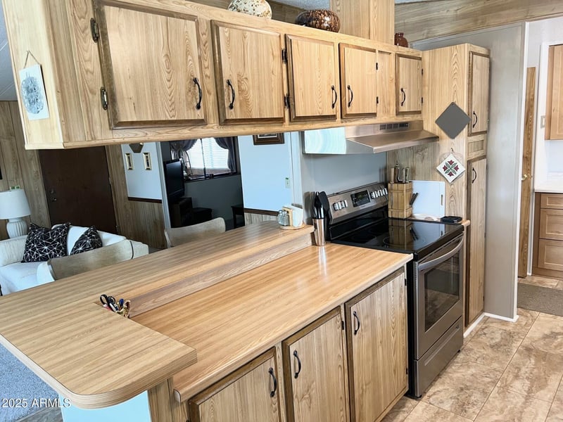 805 82nd Pl, Mesa, AZ 85208