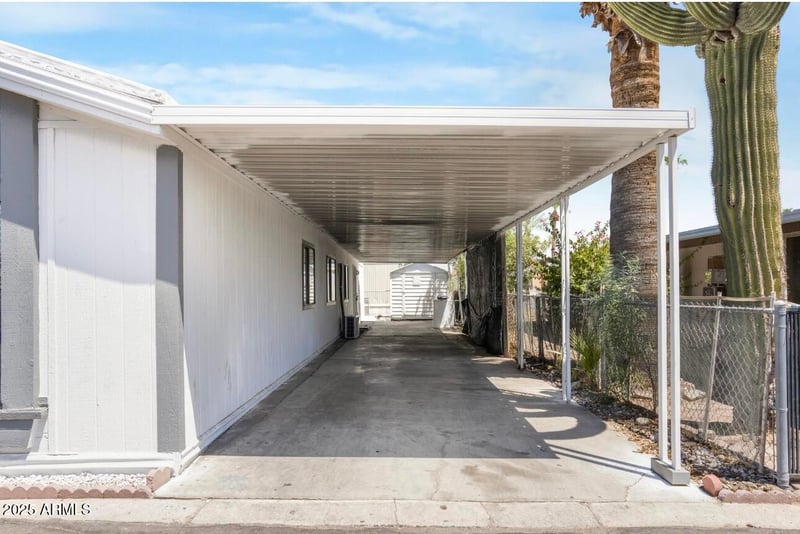 805 Dysart Rd #33, Avondale, AZ 85323