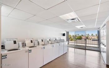 805 4th Ave #609, Phoenix, AZ 85003