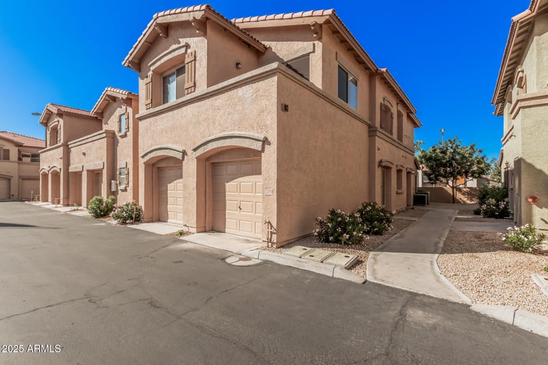 805 Sycamore St #203, Mesa, AZ 85202