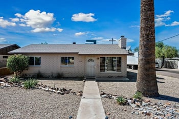 8050 11th Pl, Phoenix, AZ 85020