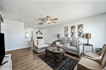 8050 11th Pl, Phoenix, AZ 85020