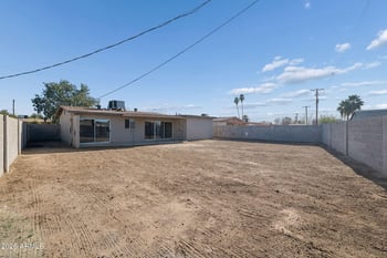 8050 Weldon Ave, Phoenix, AZ 85033