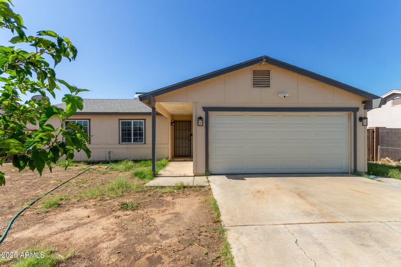 8051 Mariposa Dr, Phoenix, AZ 85033