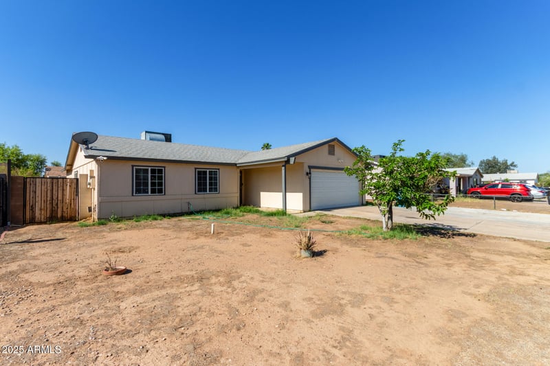 8051 Mariposa Dr, Phoenix, AZ 85033